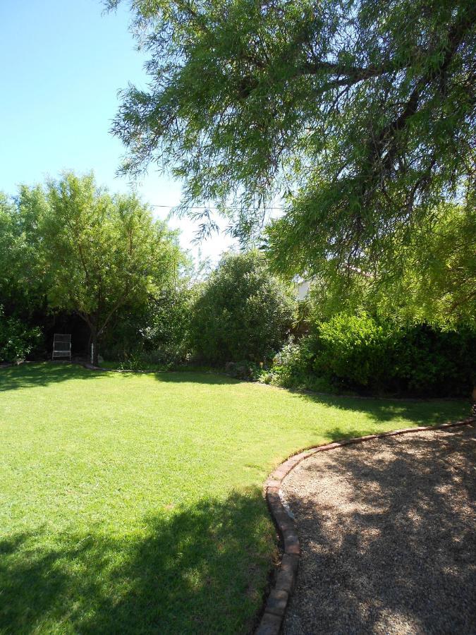 Pane Vivente Garden Cottage Beaufort West Exterior foto